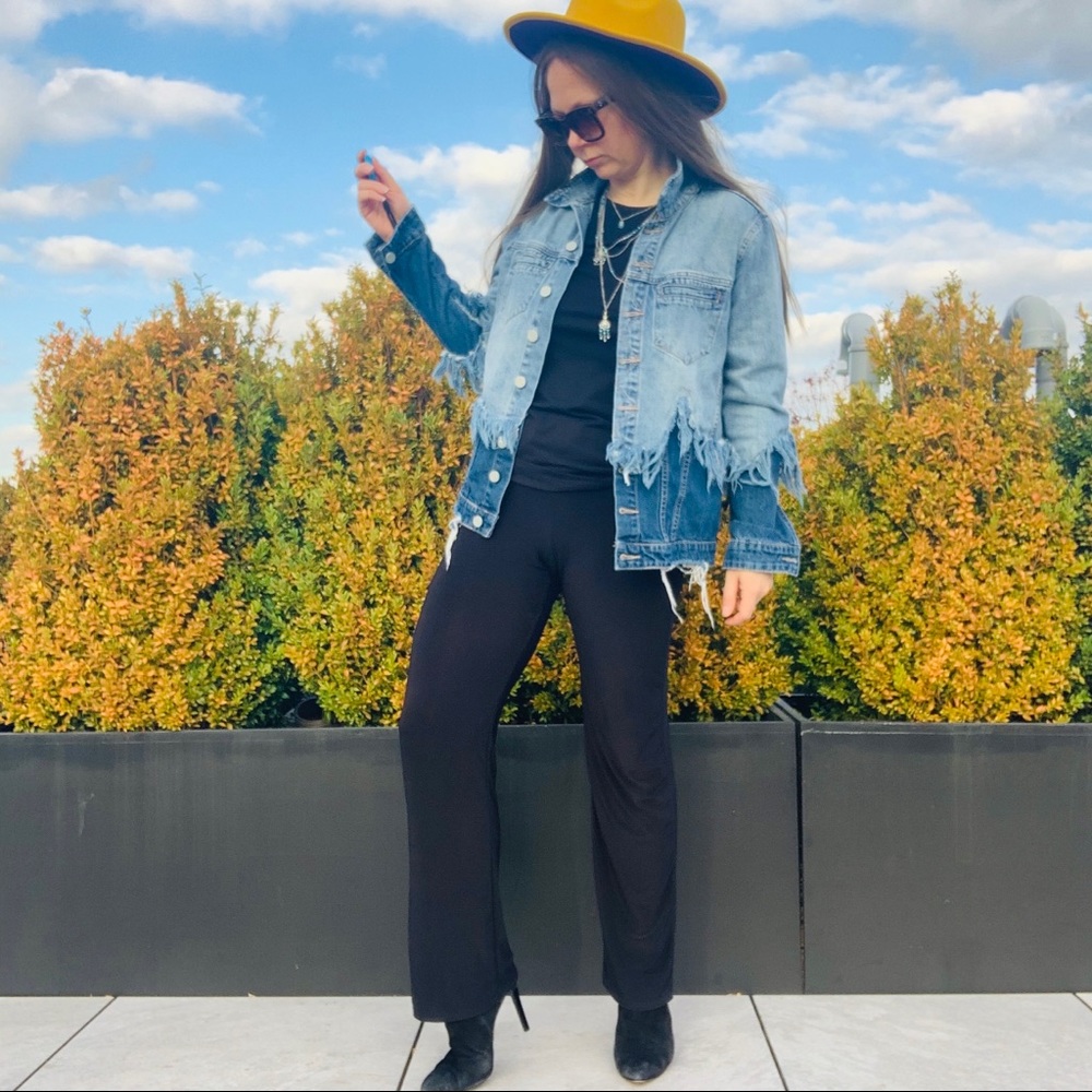 Blank NYC Fringed Distressed Two Denim Jacket One - Picture 9 of 16